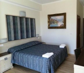  Hotel Chopin  Фьюмичино